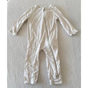 Kyte Baby Grey Cream Zippered Romper - 3 to 6 Months Bamboo Sleep Outfit